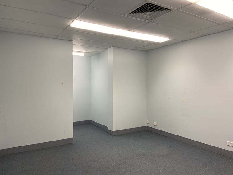 Click to view all images 8/26 Ulong Street Griffith NSW 2680 - Image 1