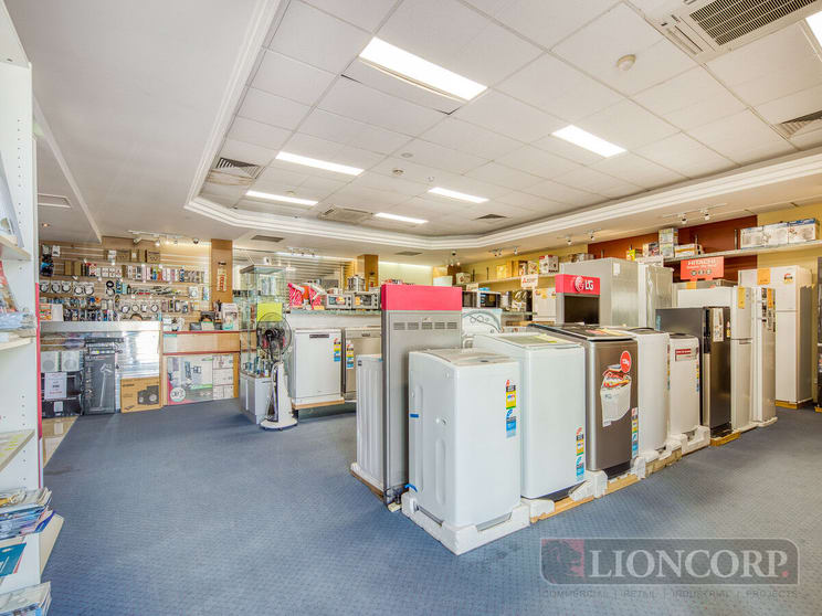 Click to view all images Sunnybank QLD 4109 - Image 3