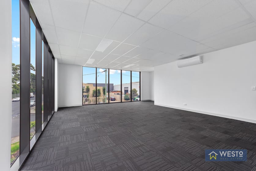 Click to view all images 73 Chelmsford Street Williamstown North VIC 3016 - Image 3