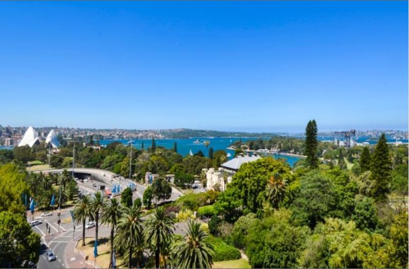 Click to view all images Suite/701 135 Macquarie Street Sydney NSW 2000 - Image 1