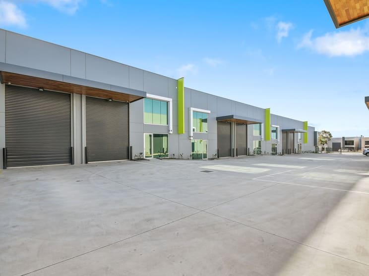 6 -11 Envision Close Pakenham VIC 3810 - Image 1