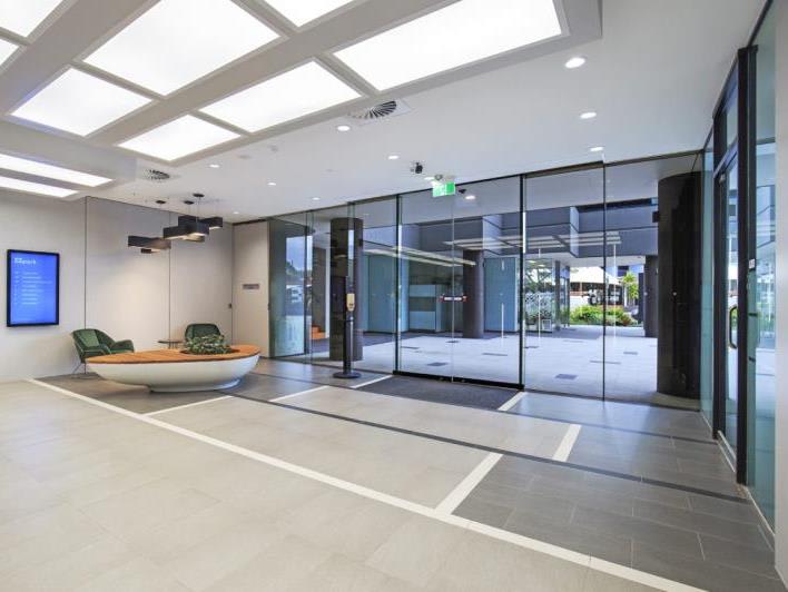 Click to view all images 33 Park Road Milton QLD 4064 - Image 2