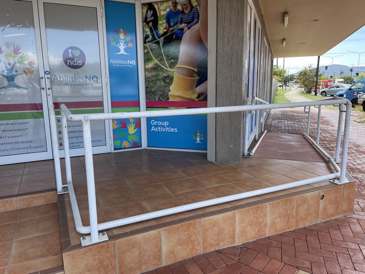 Click to view all images 1/133 Aumuller Street Bungalow QLD 4870 - Image 3