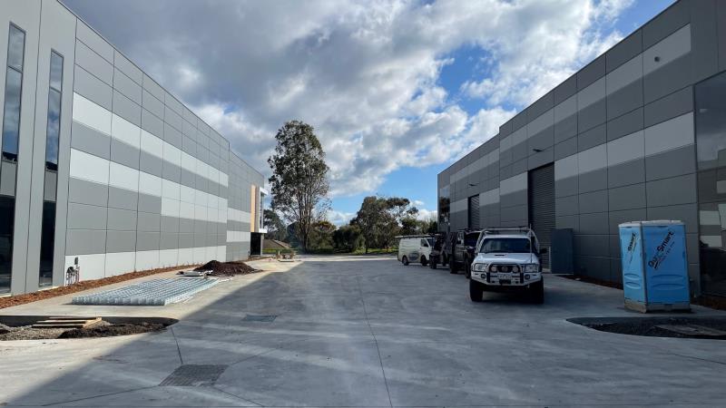 Click to view all images 10/21-43 Merrindale Drive Croydon South VIC 3136 - Image 3