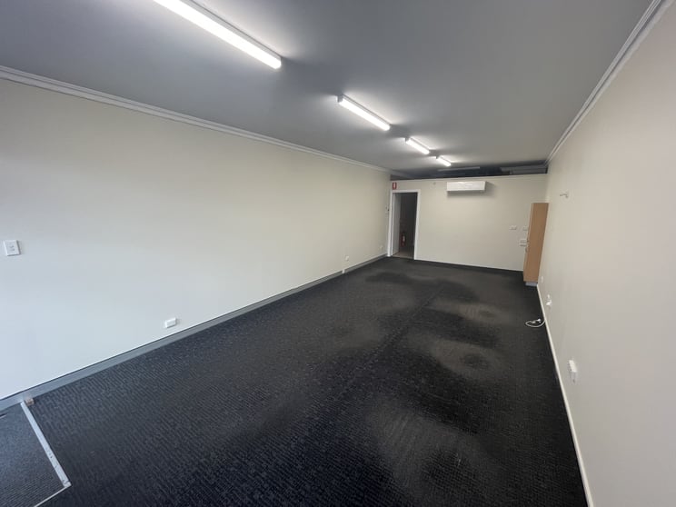 Click to view all images 51 Pioneer Place Katoomba NSW 2780 - Image 2