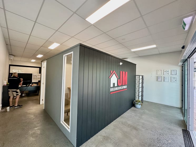 Click to view all images Suite 3/9 John Lund Drive Hope Island QLD 4212 - Image 2
