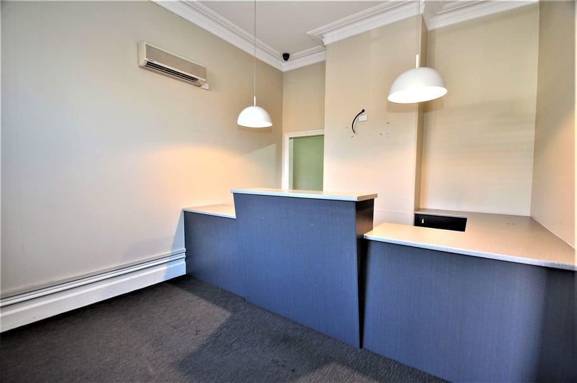 Click to view all images 10 Garsed Street Bendigo VIC 3550 - Image 2