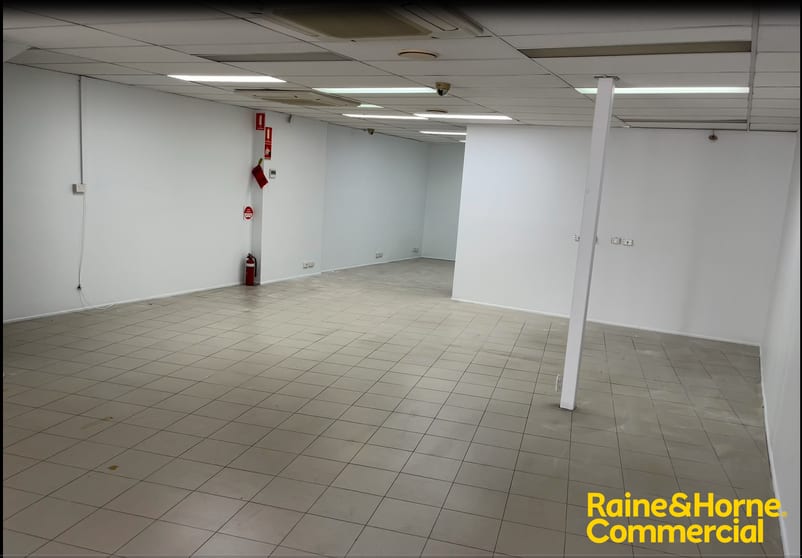 Click to view all images 3A/3195 Surfers Paradise Boulevard Surfers Paradise QLD 4217 - Image 2