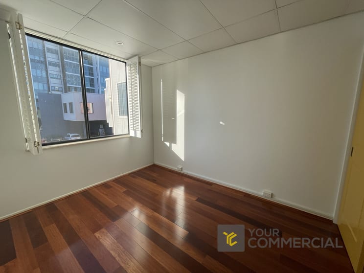Click to view all images 7/7 O'Connell Terrace Bowen Hills QLD 4006 - Image 3