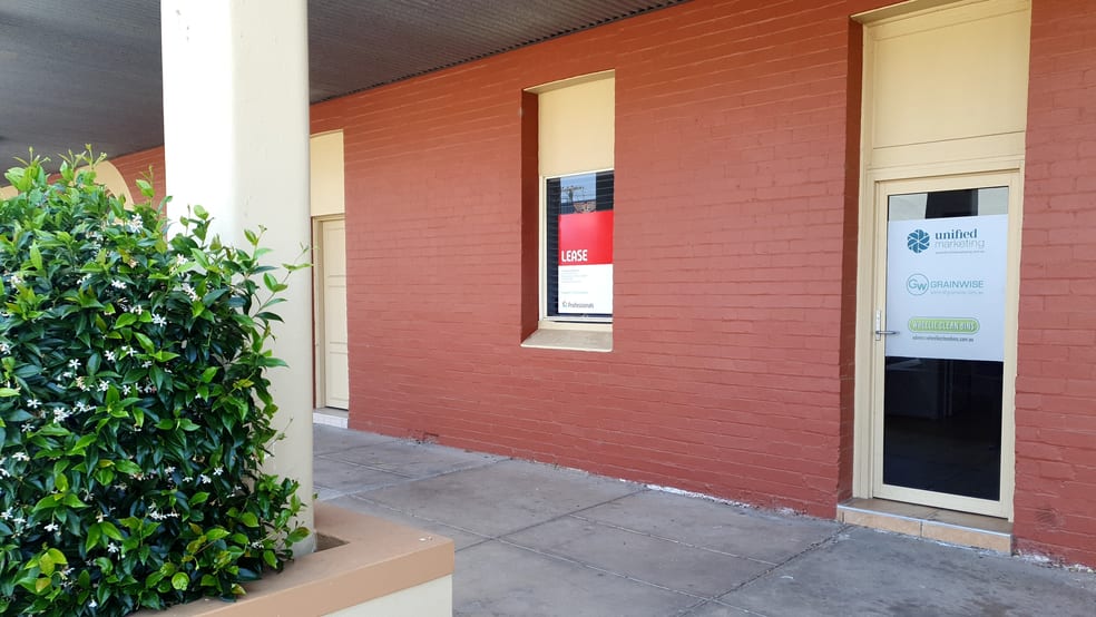 Click to view all images 45 Madden Avenue Mildura VIC 3500 - Image 2