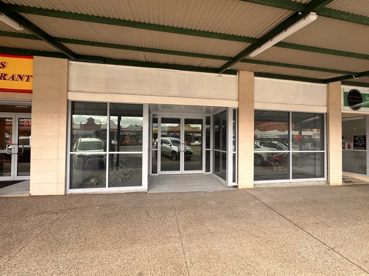 Click to view all images Shop 2/287-291 Hannan Street Kalgoorlie WA 6430 - Image 1