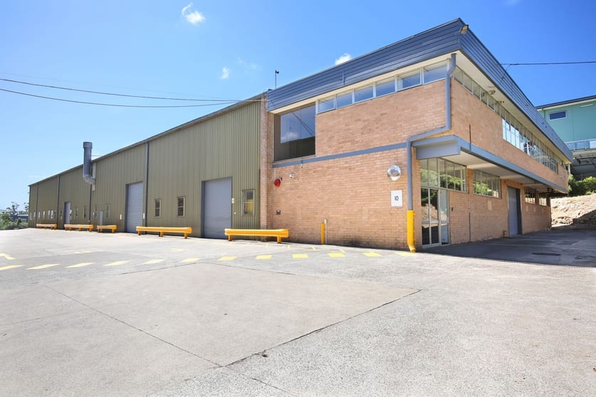 Click to view all images 12 Loyalty Road North Rocks NSW 2151 - Image 1
