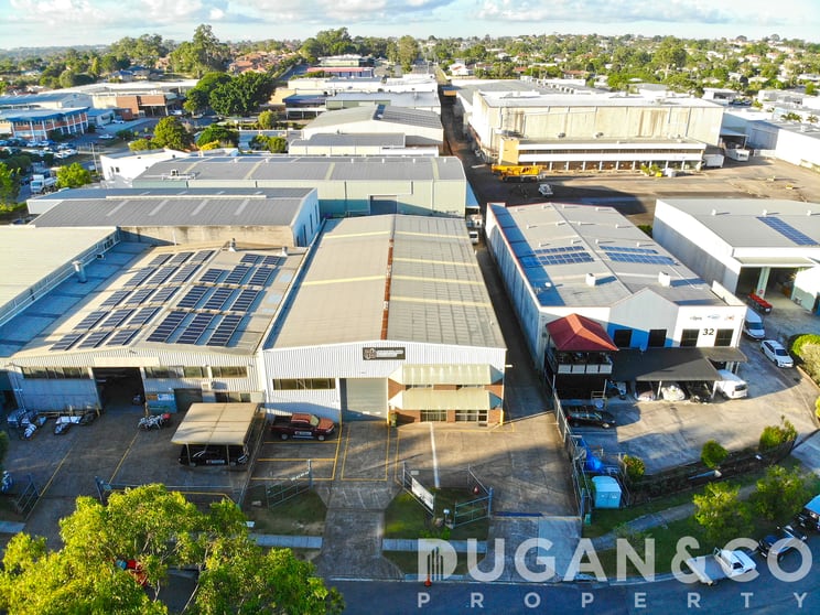 Click to view all images 26 Dividend Street Mansfield QLD 4122 - Image 2
