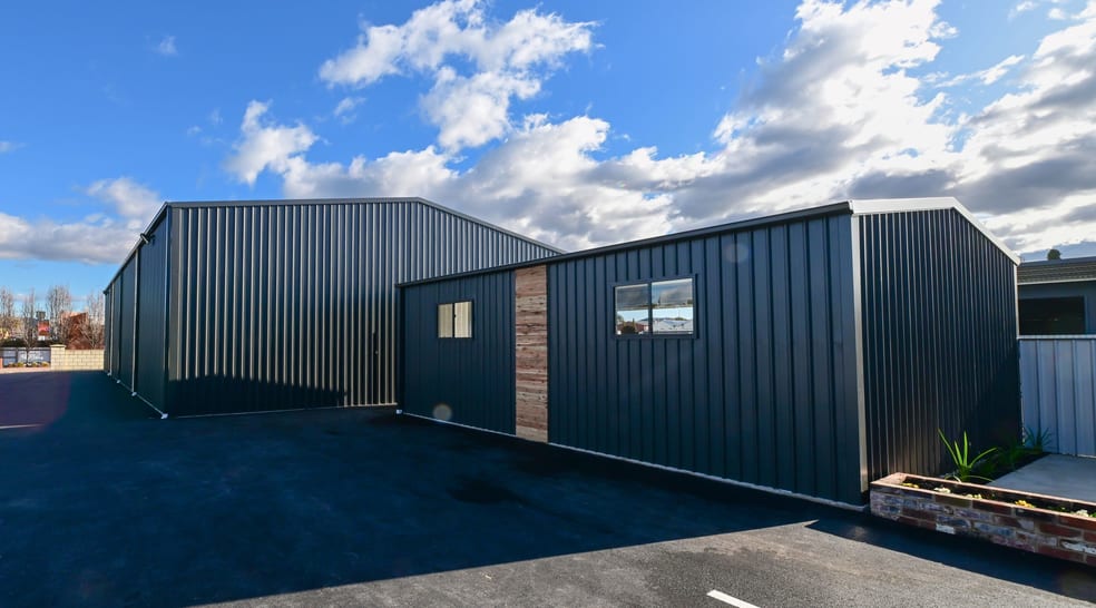 Click to view all images 1/33 Hovell Street Wodonga VIC 3690 - Image 3