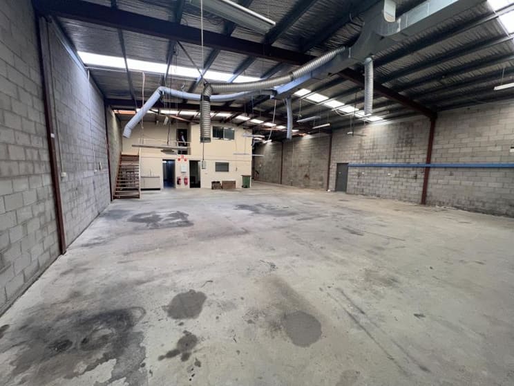 Click to view all images 3 Patterson Parade Queanbeyan NSW 2620 - Image 2