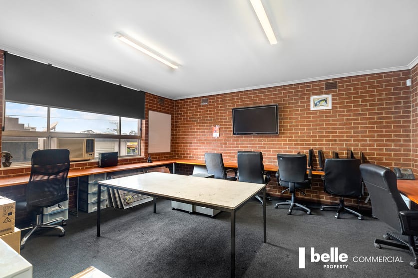 Click to view all images Level 1, 749 Centre Road Bentleigh East VIC 3165 - Image 3