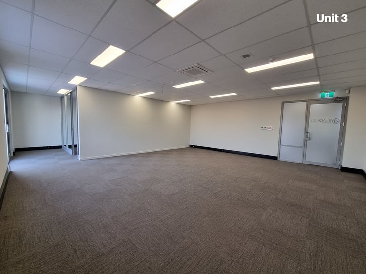 Click to view all images 3/868 Beaufort Street Inglewood WA 6052 - Image 3