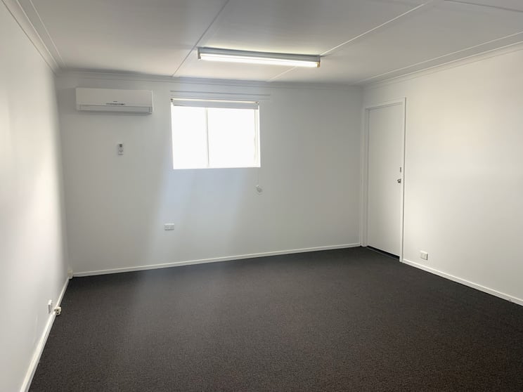 Click to view all images 3a/139 Minjungbal Drive Tweed Heads South NSW 2486 - Image 2