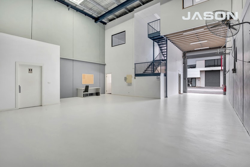 Click to view all images 8/52-60 Garden Drive Tullamarine VIC 3043 - Image 3