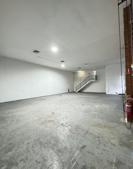 Click to view all images 10a/27 Dale St Brookvale NSW 2100 - Image 2