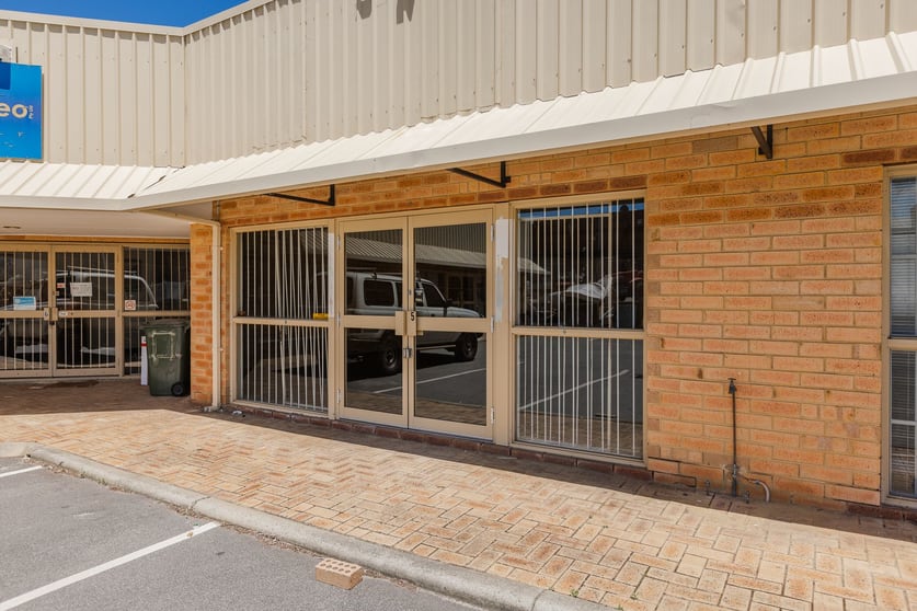 Click to view all images 5/10 O'Connor Way Wangara WA 6065 - Image 2
