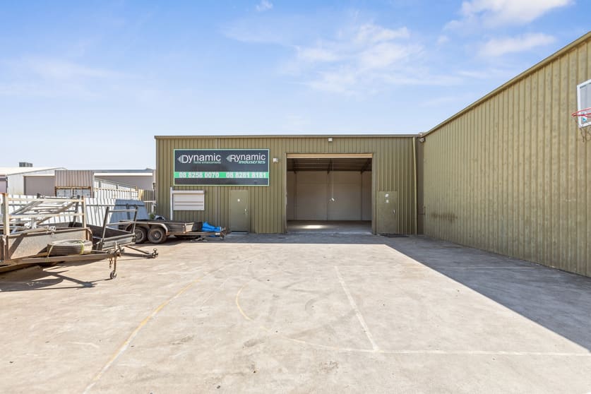Click to view all images 22A Pentland Road Salisbury South SA 5106 - Image 2