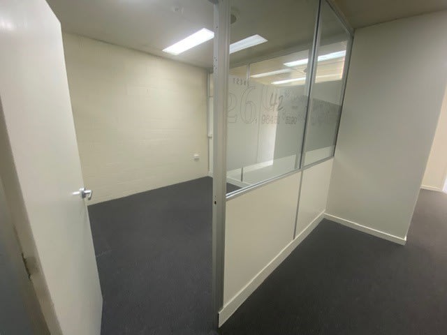 Click to view all images 85 Henna Street Warrnambool VIC 3280 - Image 3