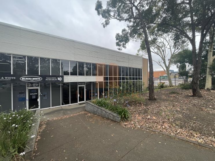 Click to view all images Unit 1/89 Gow Street Padstow NSW 2211 - Image 2