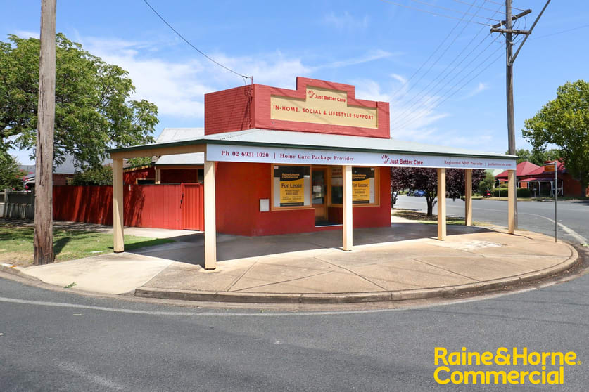 Click to view all images 130 Docker Street Wagga Wagga NSW 2650 - Image 1