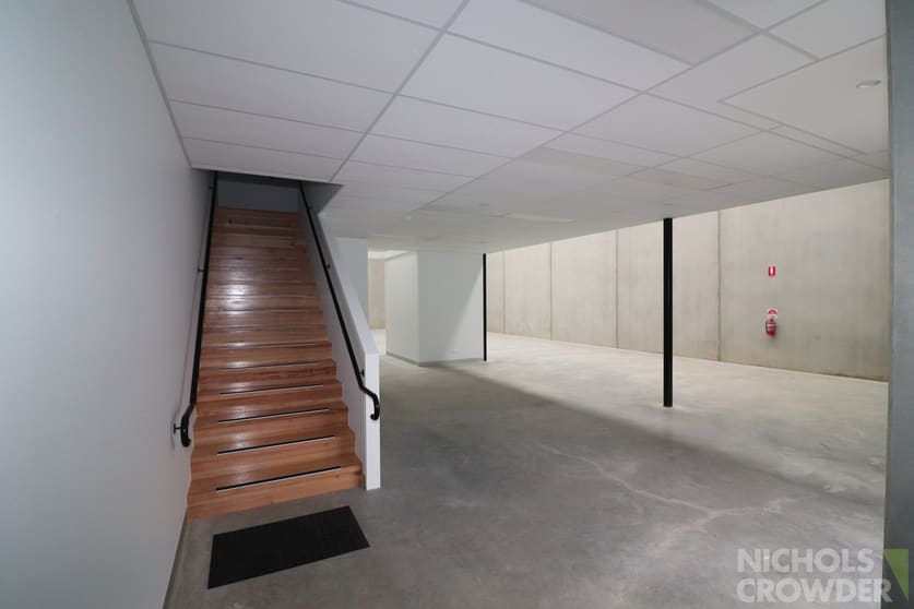 Click to view all images 26 Axis Crescent Dandenong South VIC 3175 - Image 3