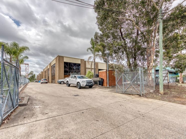 Unit 4/8 Kerr Road Ingleburn NSW 2565 - Image 2