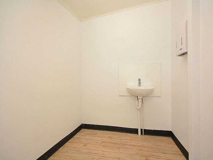 Click to view all images 11 Herston Road Kelvin Grove QLD 4059 - Image 3