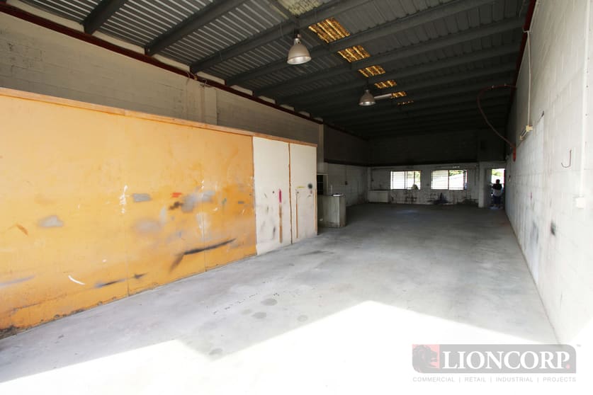 Click to view all images Kingston QLD 4114 - Image 2