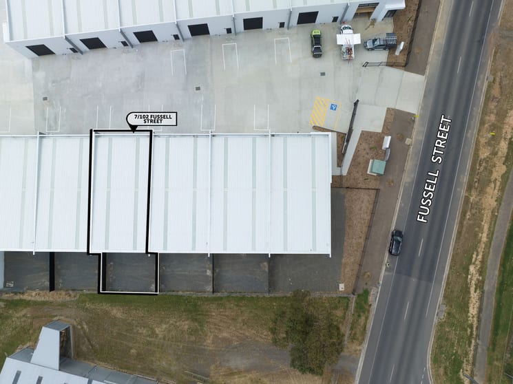 Click to view all images 7/102 Fussell Street Ballarat East VIC 3350 - Image 3