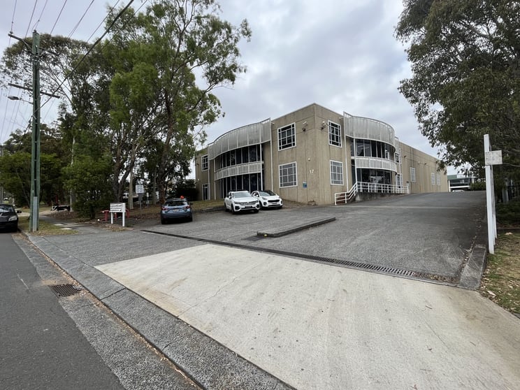 Click to view all images 17 Amax Avenue Girraween NSW 2145 - Image 1
