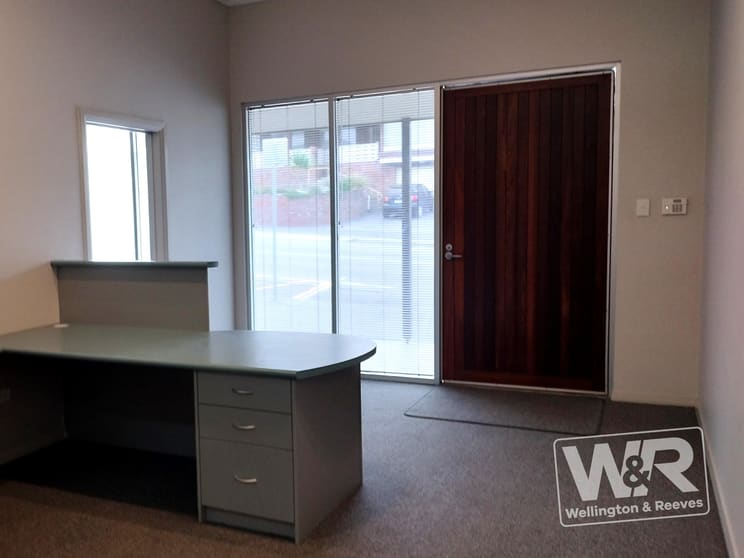 Click to view all images 105 Aberdeen Street Albany WA 6330 - Image 2