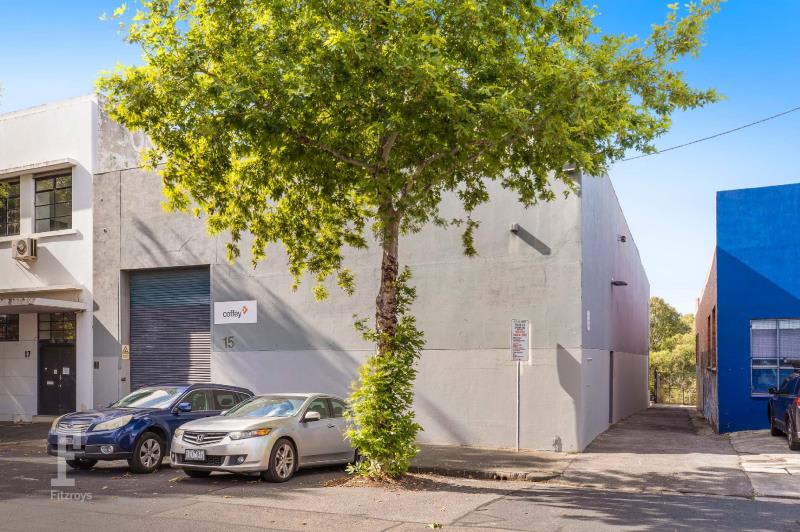 Click to view all images 15 Marine Parade Abbotsford VIC 3067 - Image 2