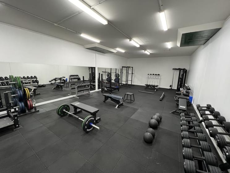 Click to view all images Unit 5/92-96 Wollongong Street Fyshwick ACT 2609 - Image 2