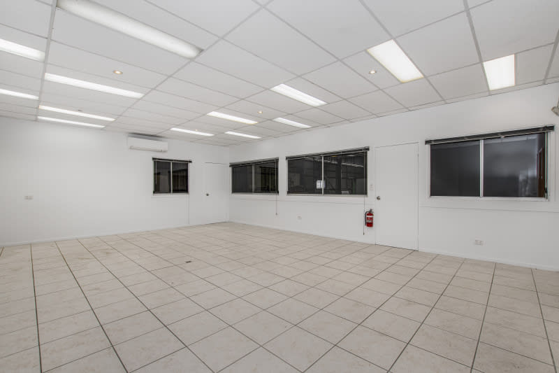 Click to view all images 17-19 Madden Street Aitkenvale QLD 4814 - Image 3