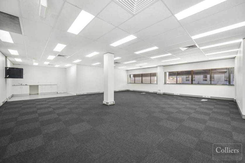 Click to view all images 41 Denham Street Townsville City QLD 4810 - Image 3
