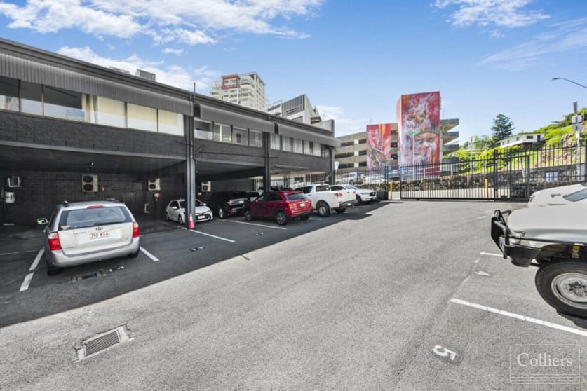 Click to view all images Suite 6/41 Denham Street Townsville City QLD 4810 - Image 3