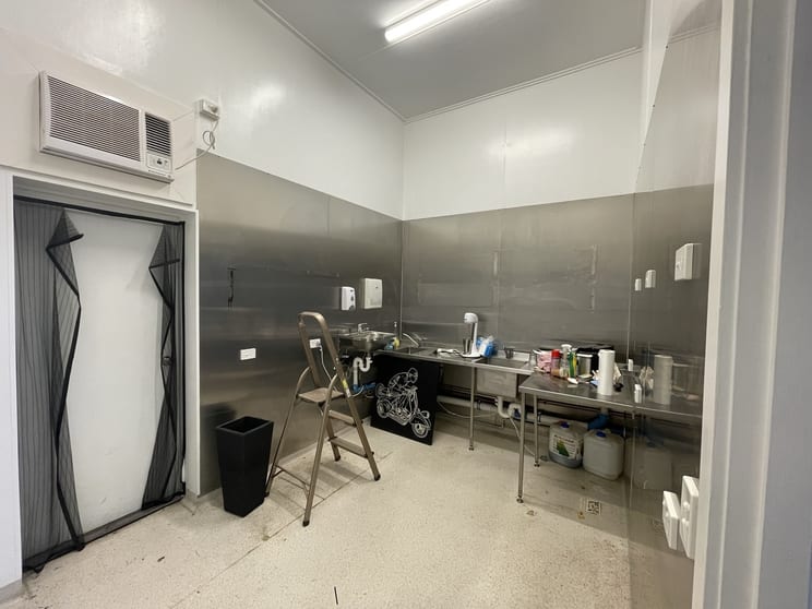 Click to view all images 205 Mary Street Gympie QLD 4570 - Image 3