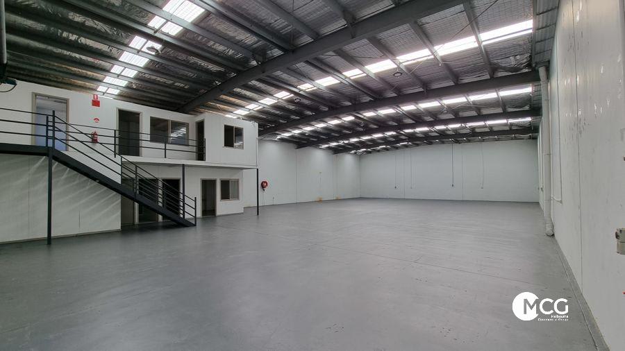 Click to view all images 16 Hawthorn Avenue Sunshine North VIC 3020 - Image 3
