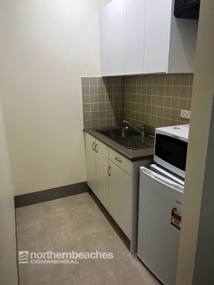 Click to view all images Warriewood NSW 2102 - Image 2