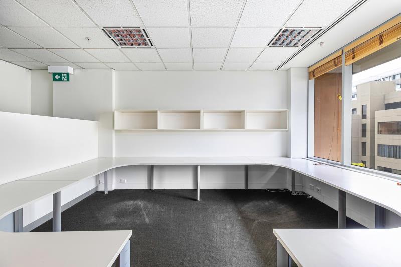 Click to view all images Level 3 Suite 3.02/Level 3, 150 Albert Road South Melbourne VIC 3205 - Image 2