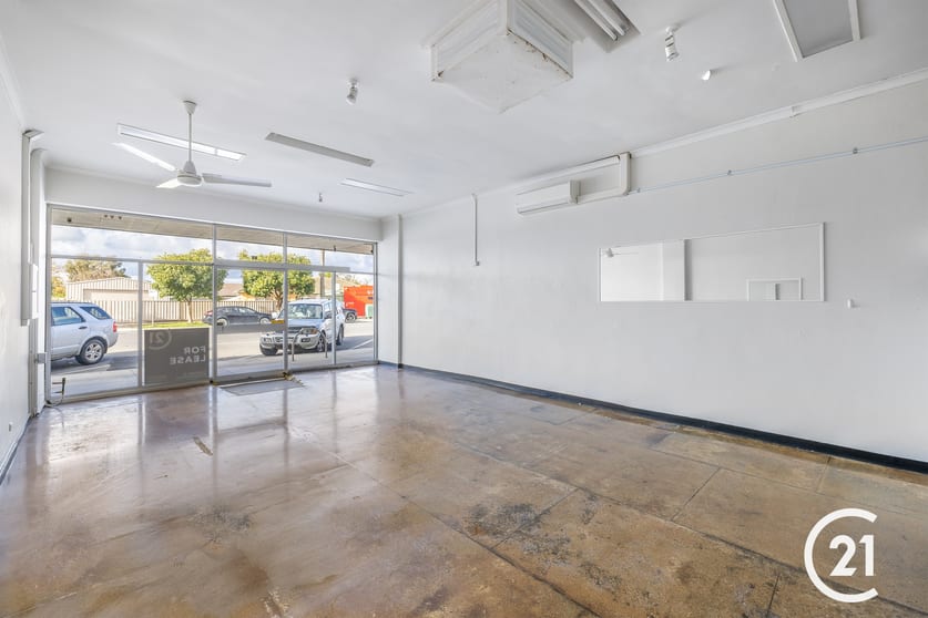 Click to view all images 45 Haverfield Street Echuca VIC 3564 - Image 3