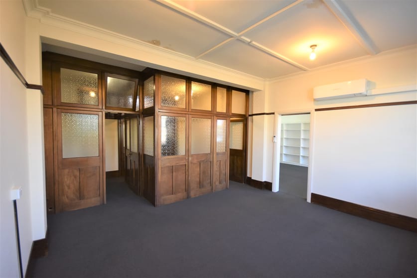 Click to view all images Level 1, 2 & 3/571 Dean Street Albury NSW 2640 - Image 1