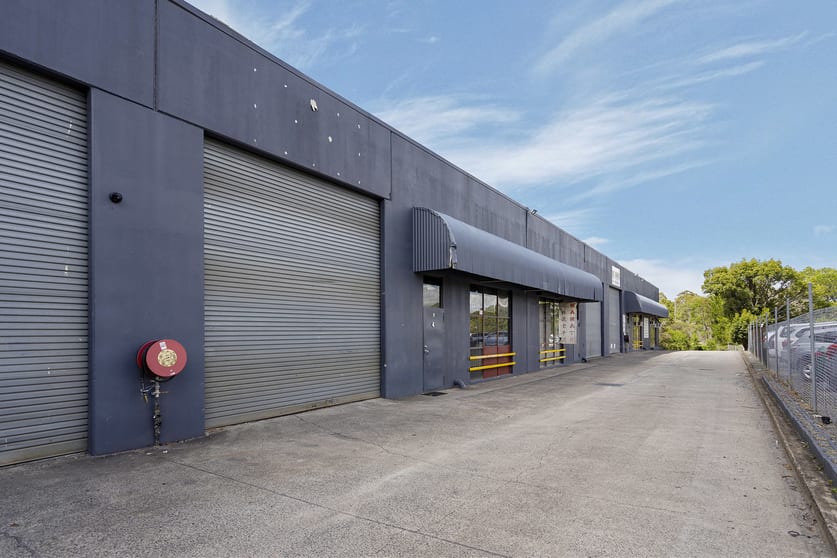 Click to view all images 4/3507 Pacific Highway Slacks Creek QLD 4127 - Image 3