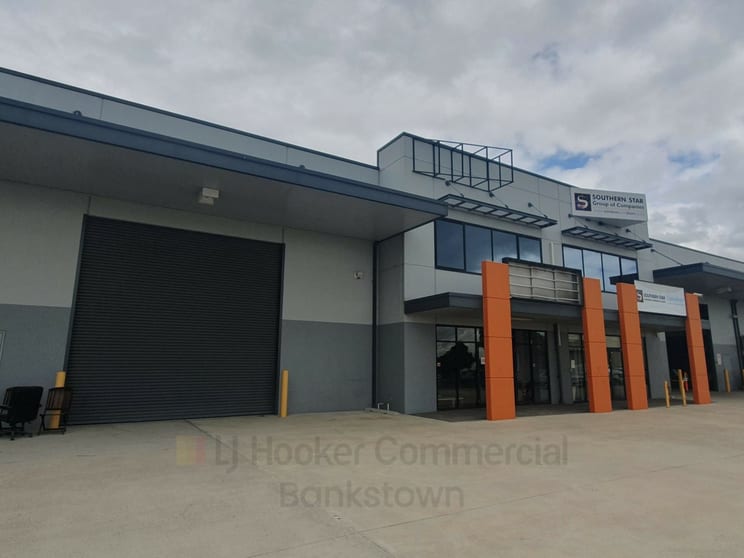 Click to view all images Wetherill Park NSW 2164 - Image 1