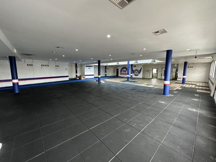 Click to view all images First floor / 35 Crockford St Port Melbourne VIC 3207 - Image 2